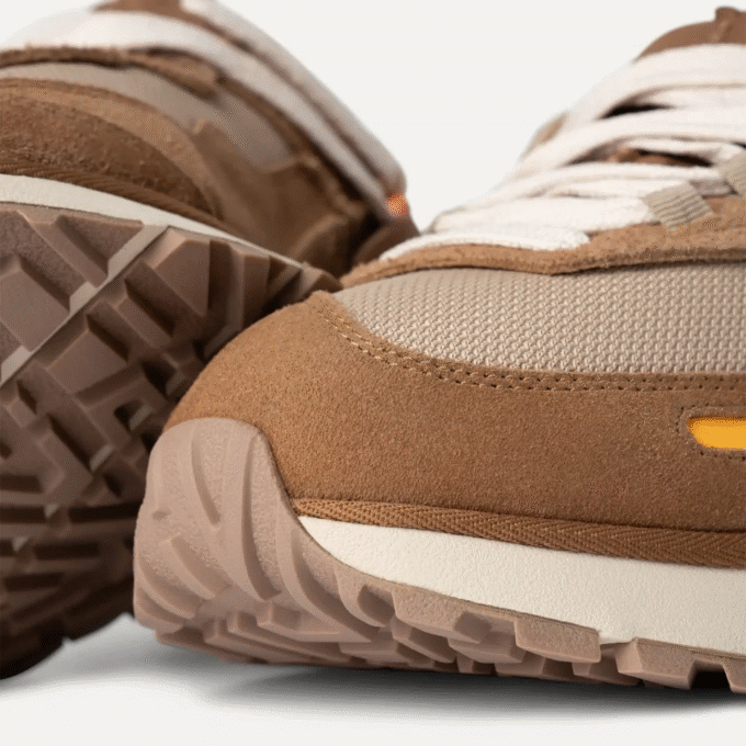 UGG RetroFi Low